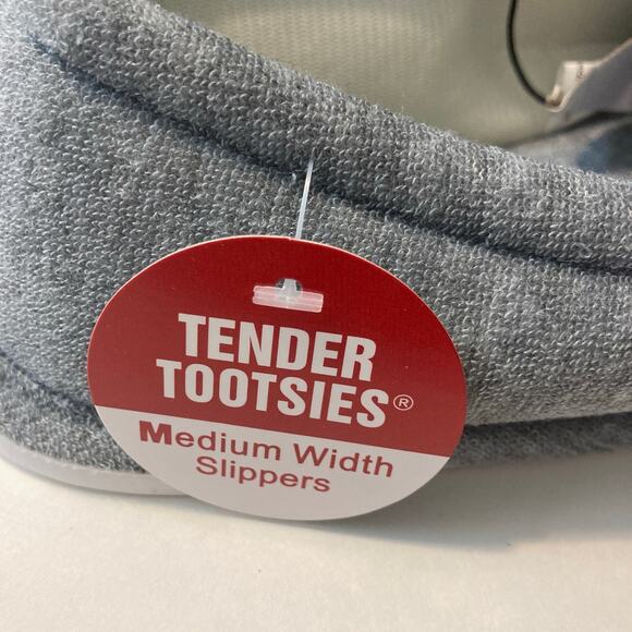 Cozy Gray Women's Slippers - Picture 8 of 9